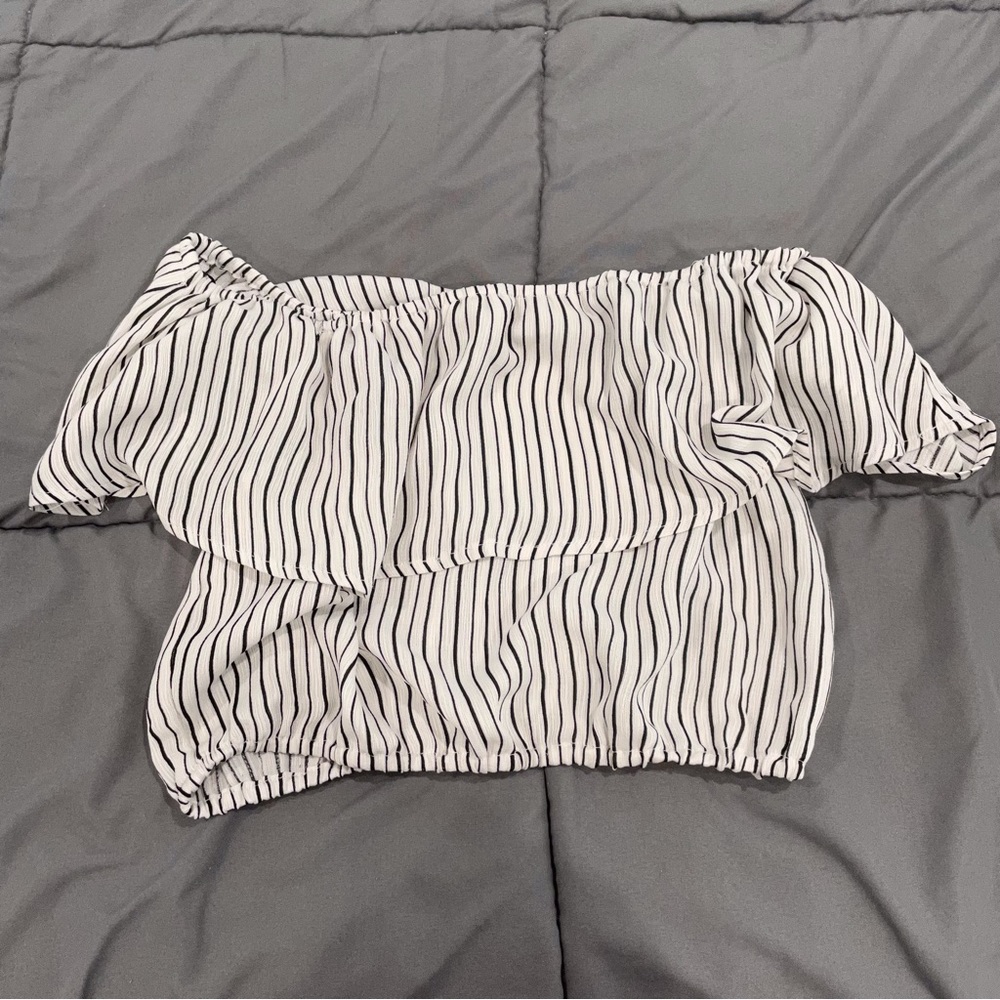 Forever 21 Black and White Striped Off-The-Shoulder Crop Top, Size Small